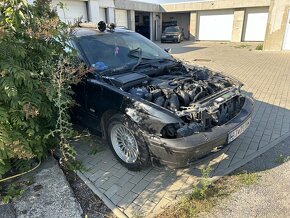 Rozpredam BMW e39 530d 135kw - 2