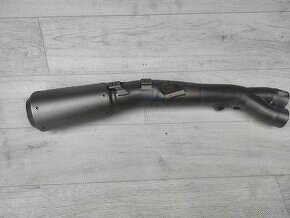 Výfuk akrapovic - 2