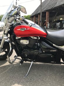 Suzuki intruder 800M - 2