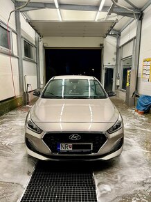 Predám Hyundai i30 1,4i Go edícia 6MT 2018 , som 1. majiteľ - 2