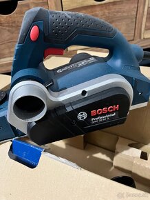 Bosch GHO 26-82 D Professional - 2