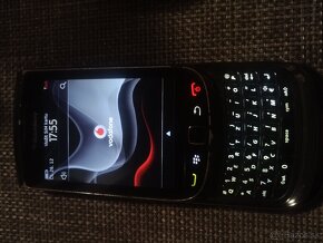 BlackBerry tourch - 2