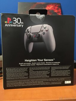 Dualsense 30th anniversary PS5 - 2