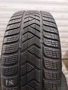 Pirelli zimné 205/50/R17 - 2