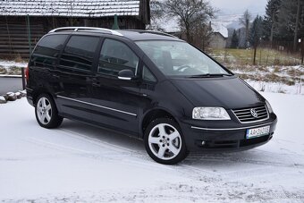 Volkswagen Sharan 2.0 TDI Comfortline - 2