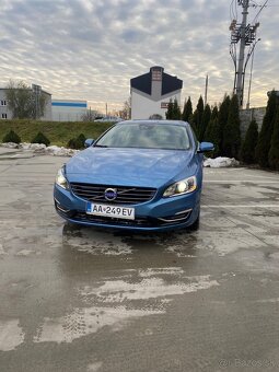 Volvo v60 D6 - 2