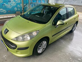 Peugeot 207 1.4i 16V - 2