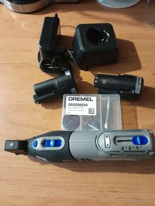 DREMEL 8220 + 2x Baterie Nové nepoužité - 2