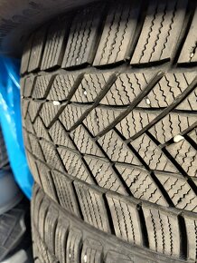 Predám zanovne zimné pneumatiky Matador 225/40 r18 - 2