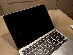 Macbook Air M1 vynikajúci stav, bez škrabanca - 2