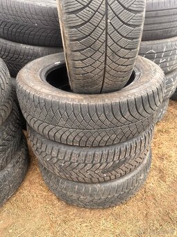 Zimné pneumatiky 205/60 r16 - 2