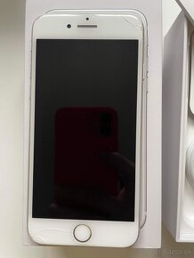 Apple iPhone 8 64GB - 2