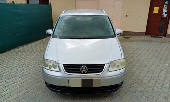 Volkswagen Touran 2.0FSi 110Kw M6 R.v.2006 - 2