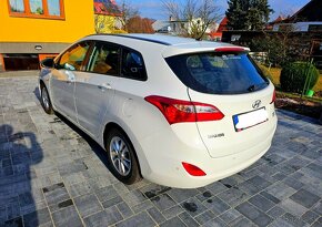 Hyundai i 30 Sw 1,6CRDi  81KW 58000.km.Ako novè - 2