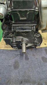 Motor briggs stratton 750 ex - 2