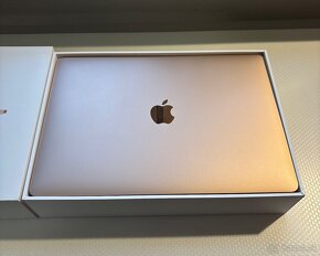 MacBook Air 13" M1 8/256GB Rose Gold - V ZÁRUKE - 2