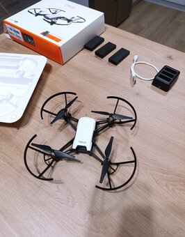 Dron DJI TELLO - 2