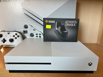 Predám Xbox One S 1TB + Controller s nabijackou TOP Stav - 2