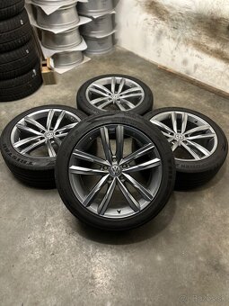 Letná sada VW Dartford 5x112 R18 235/45/18  Passat B8 Rline - 2