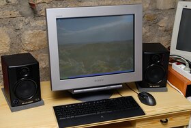 KÚPIM PC CRT Monitor s uhlopriečkou >19" / 50cm (viď. foto) - 2