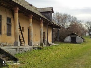 Ponúkame  na predaj pozemok s domom v k. ú. Obeckov  - 2