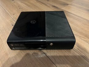 Xbox 360 E + Kinekt + 17hier (REZERVOVANÉ) - 2