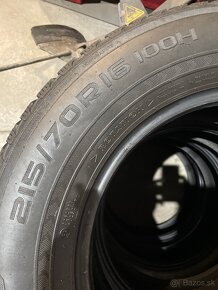 215/70 R16 100H nokian - 2