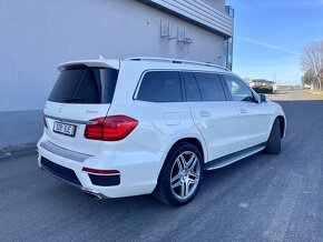 Mercedes-Benz GL 500 4MATIC AMG - 2