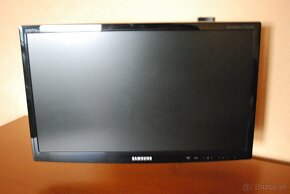TV LCD SAMSUNG 22" - 2