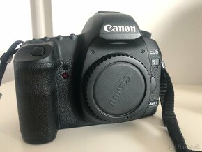 Canon EOS 5D mark II - 2