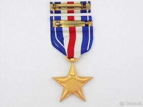 Predám vyznamenanie US. ARMY - Silver Star - 2