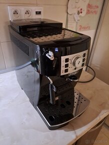 Automaticky kavovar Delonghi Magnifica S - 2