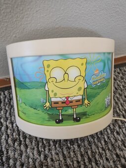 NOČNÁ  LAMPA  SPONGEBOB - 2