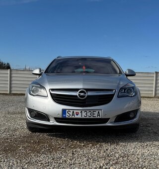 Opel Insignia Sport tourer - 2