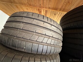 285/45 R20 Dunlop ako nové - 2