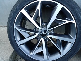 KIA optima,carens 18"225/45 R18 letná sada - 2