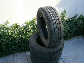 Predám 4x zimné pneu Goodyear A/T Teren 205/70 R15 96HXL - 2