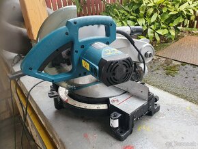 Makita MLS100

 - 2