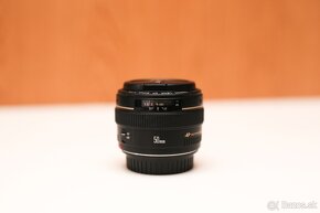 Canon EF 50 mm 1:1.4 - 2