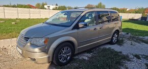 Predám Chrysler Town and Country 4.0 V6 benzín (Voyager) - 2