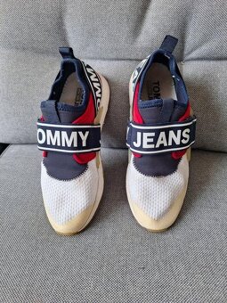 Tommy Hilfiger tenisky veľ.38 - 2