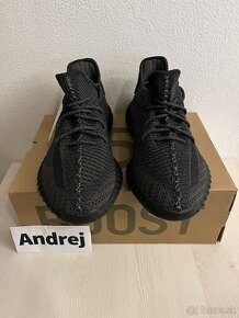 Yeezy Boost 350 V2 Black - 2