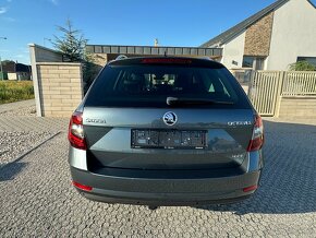 ŠKODA OCTAVIA COMBI 2.0 TDI DSG 4x4-135 KW,NAVI,LED,KAMERA - 2