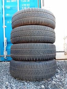 225/60R18 RFT Zimné pneumatiky Pirelli - 2