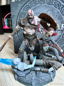 God Of War - Collectors Edition PS4 + Ragnarok - 2