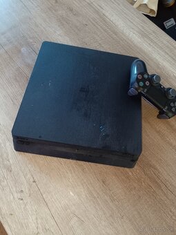 Playstation 4 Slim ⭐ - 2