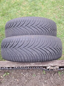 Zimne pneu 215/65 r16 - 2