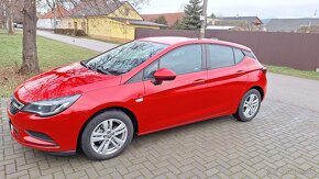 Opel Astra 1.4 benzín (automat) - 2