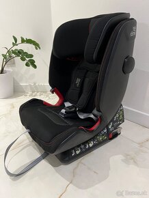 Autosedačka Britax Römer Advansafix IV R - 2