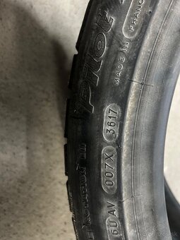 235/40R19 Michelin pilot alpin - 2